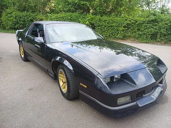 Chevrolet Camaro 1989 photo 2