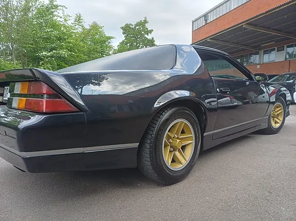 Chevrolet Camaro 1989 photo 3