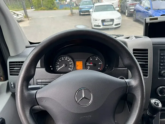 Mercedes-Benz Sprinter 316