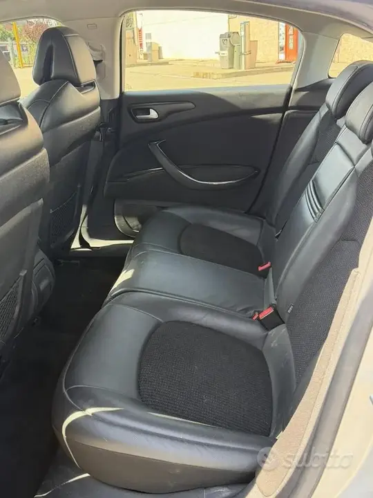 Citroen C5 2009 photo 2