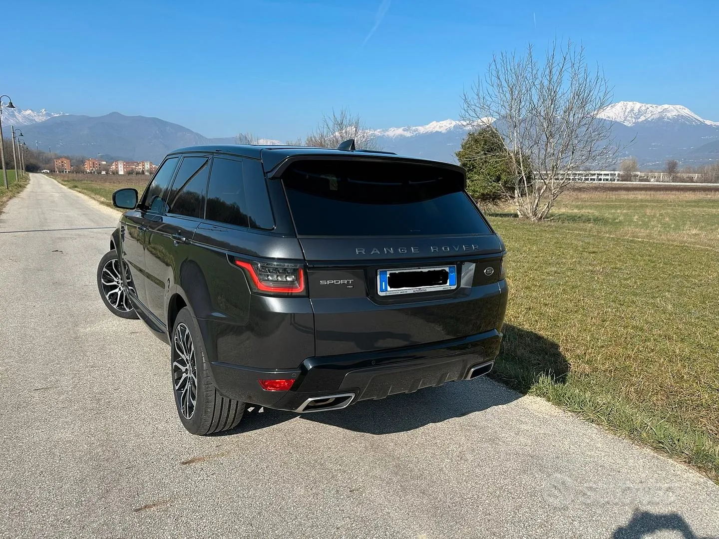 Land Rover Range Rover Sport 2019 photo 2