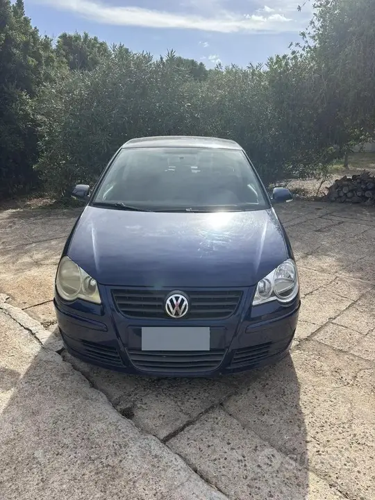 Volkswagen Polo 2006 photo 2