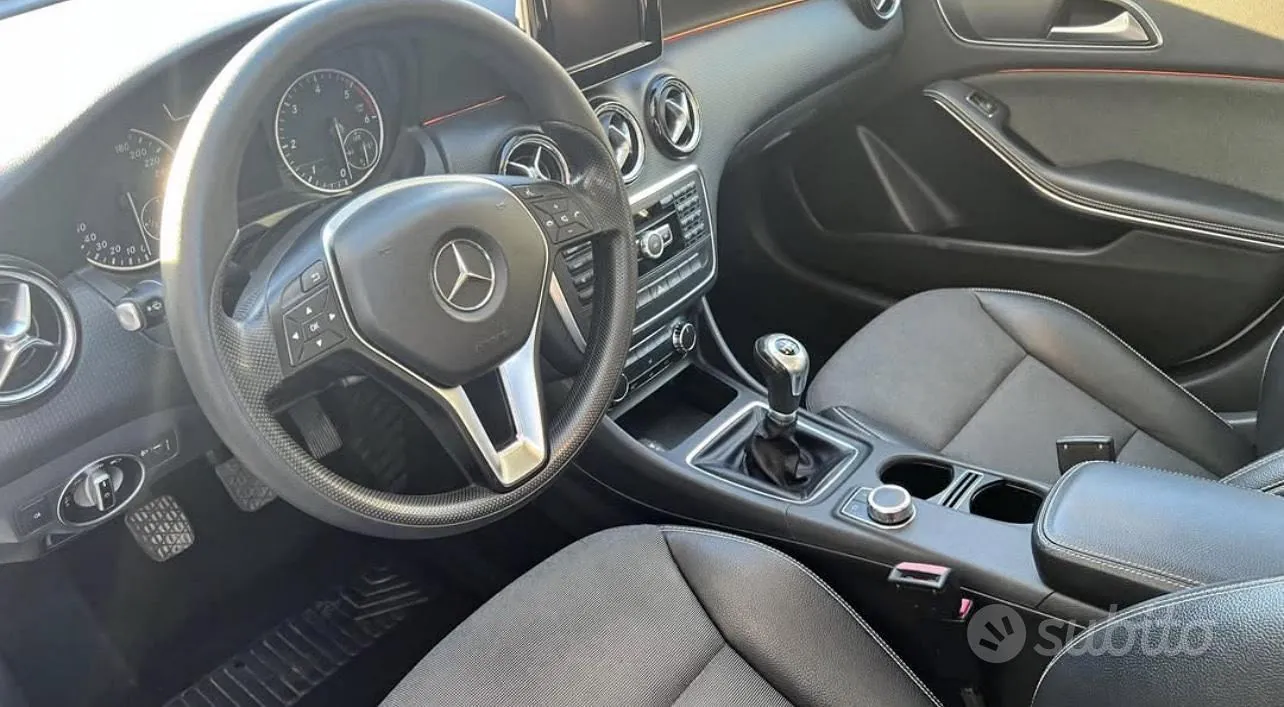 Mercedes-Benz A-Class 2013 photo 4