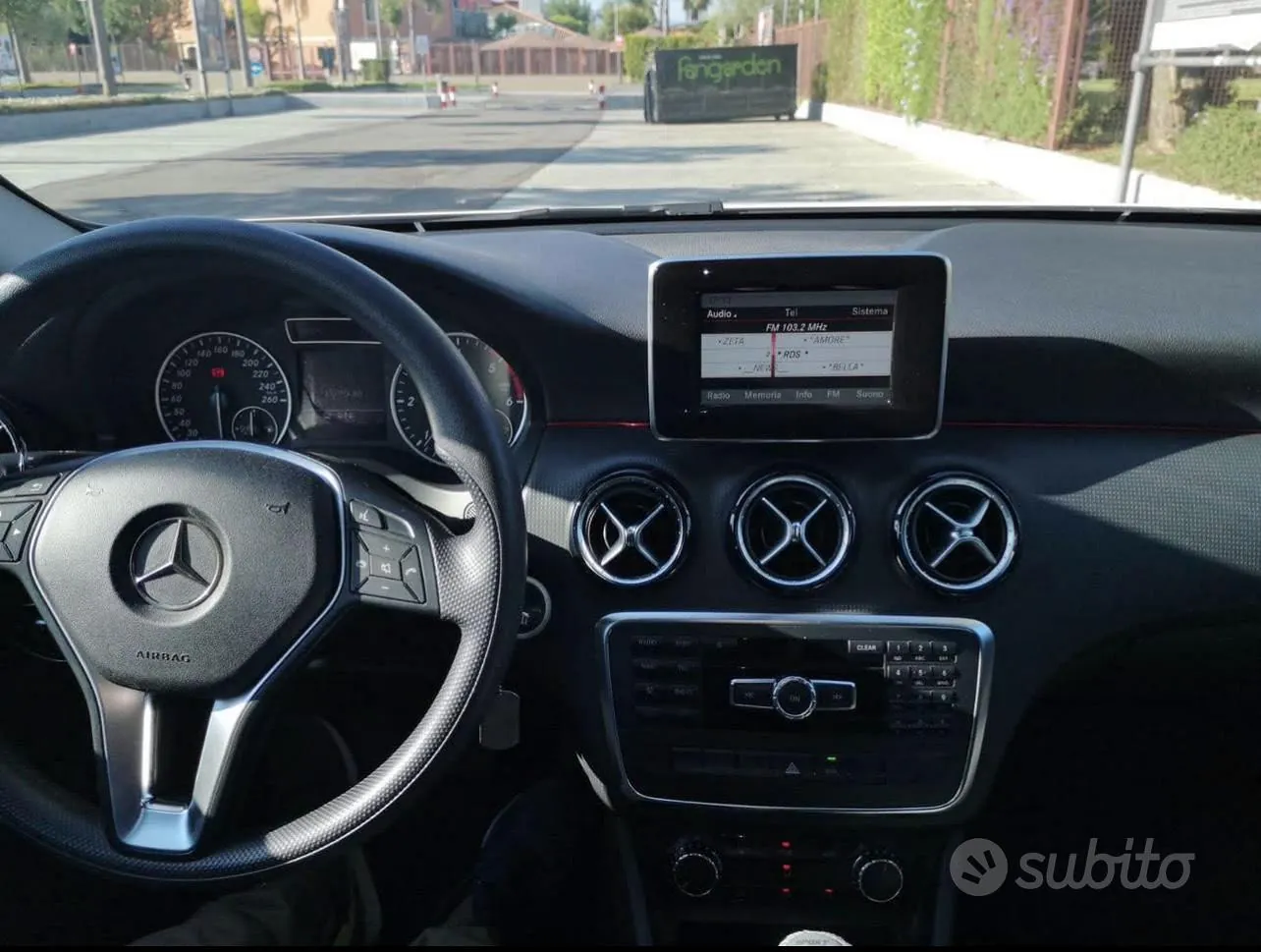 Mercedes-Benz A-Class 2013 photo 5