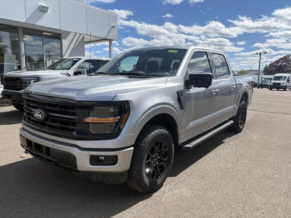 Ford F-150 2025 photo 2