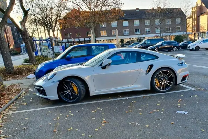 Porsche 911 Turbo S