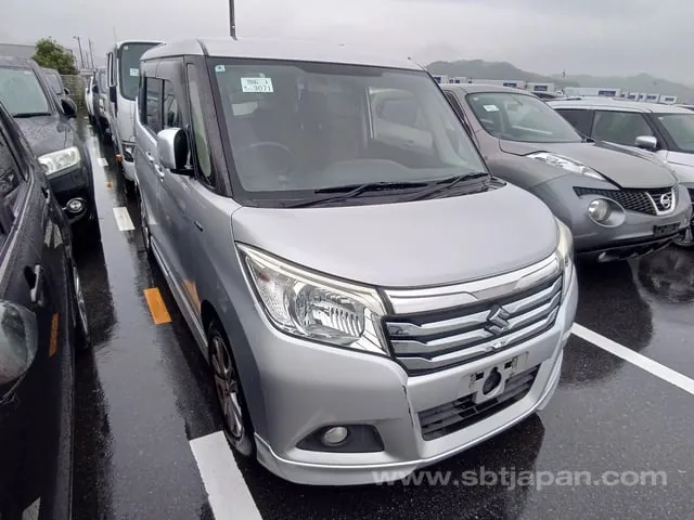 Suzuki Solio