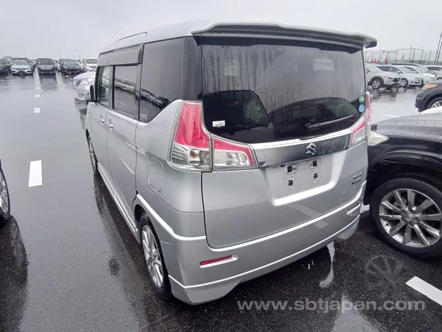 Suzuki Solio 2016 photo 3