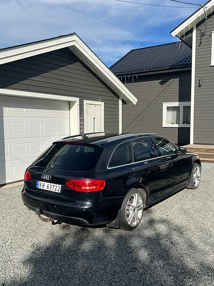 Audi A4 2010 photo 5