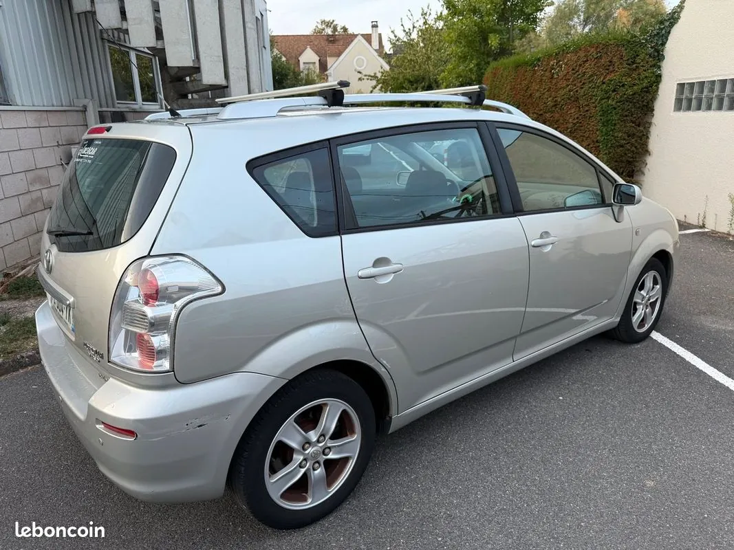 Toyota Corolla Verso 2008 photo 4