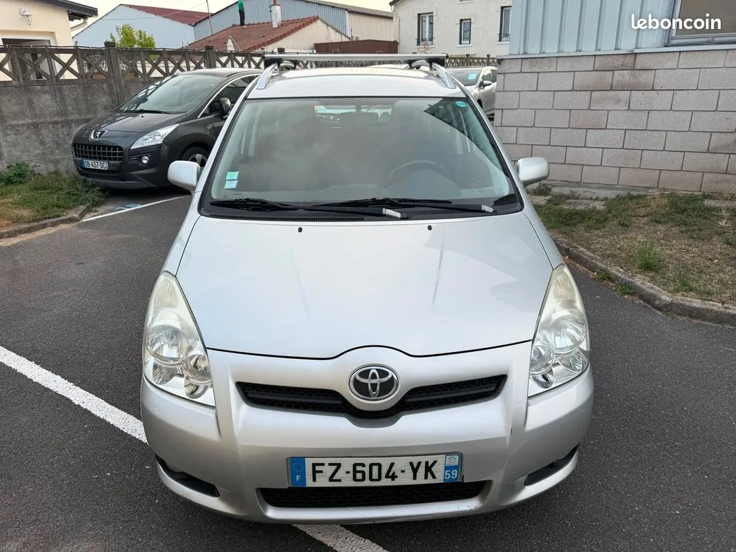 Toyota Corolla Verso 2008 photo 3