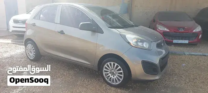Kia Picanto 2012 photo 3