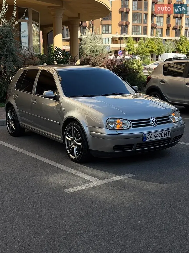 Volkswagen Golf