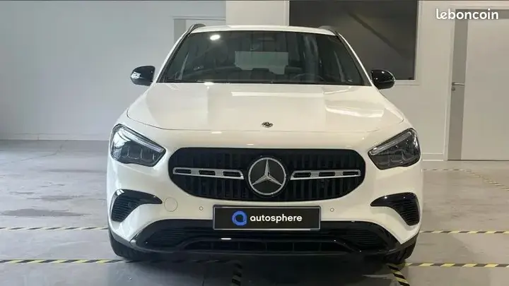 Mercedes-Benz Gla 2025 photo 2