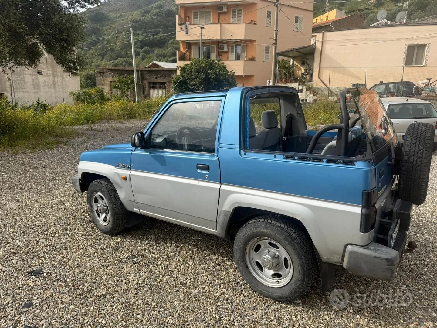 Daihatsu Feroza 1994 photo 3