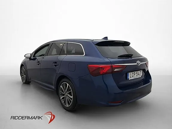 Toyota Avensis 2016 photo 5