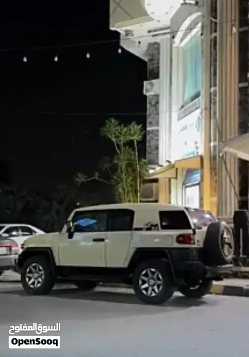 Toyota Fj 2012 photo 2