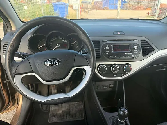 Kia Picanto 2013 photo 2
