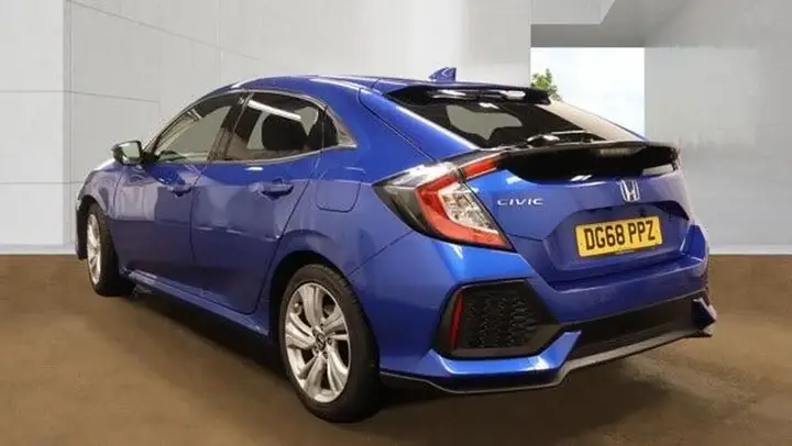 Honda Civic 2018 photo 3