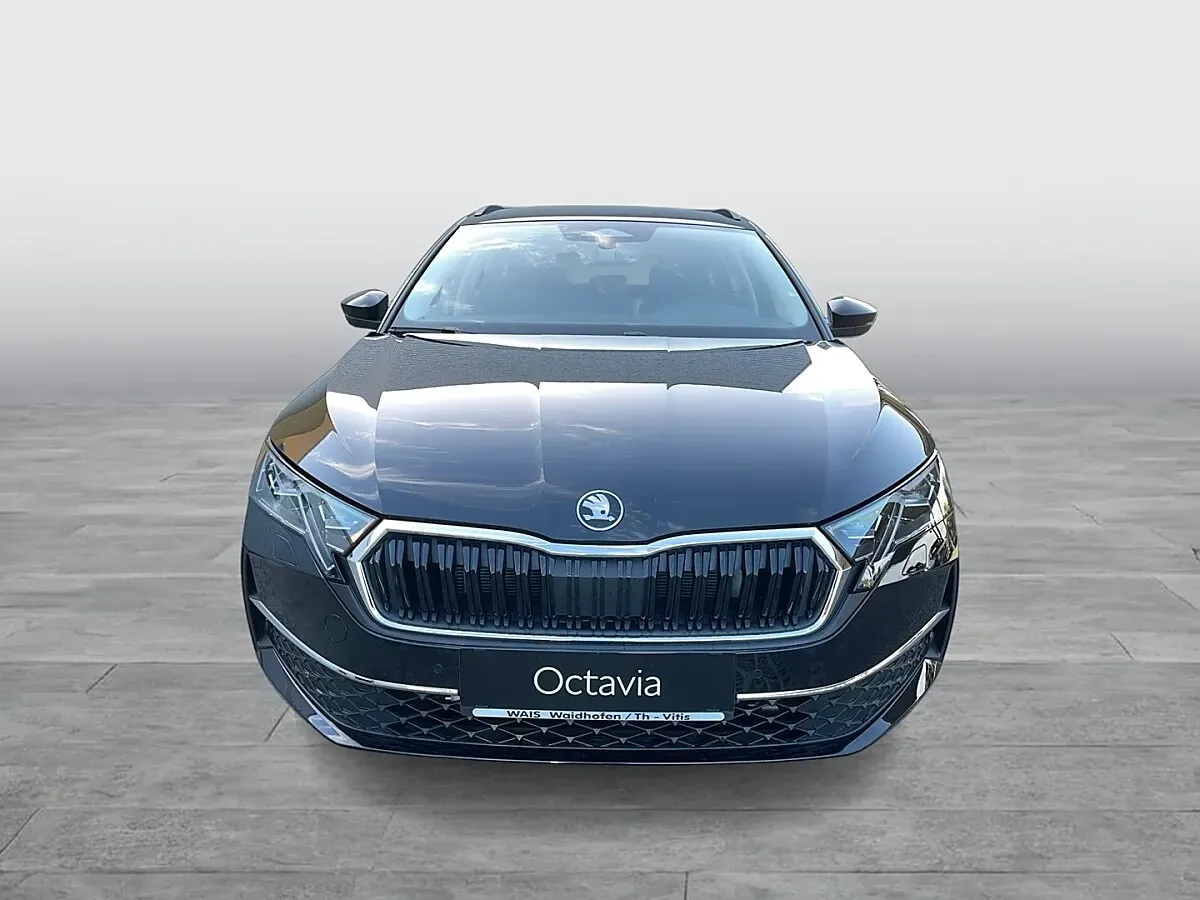 Skoda Octavia 2026 photo 2