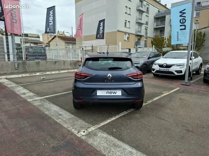 Renault Clio 2022 photo 4