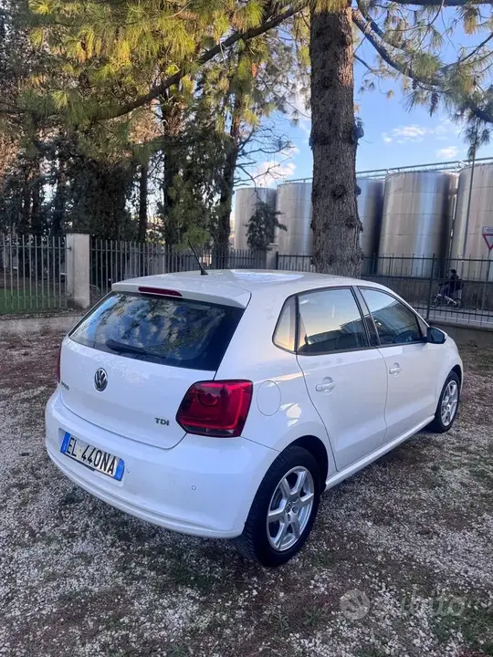 Volkswagen Polo 2014 photo 4