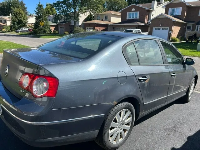 Volkswagen Passat 2010 photo 4