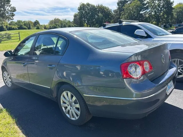 Volkswagen Passat 2010 photo 5