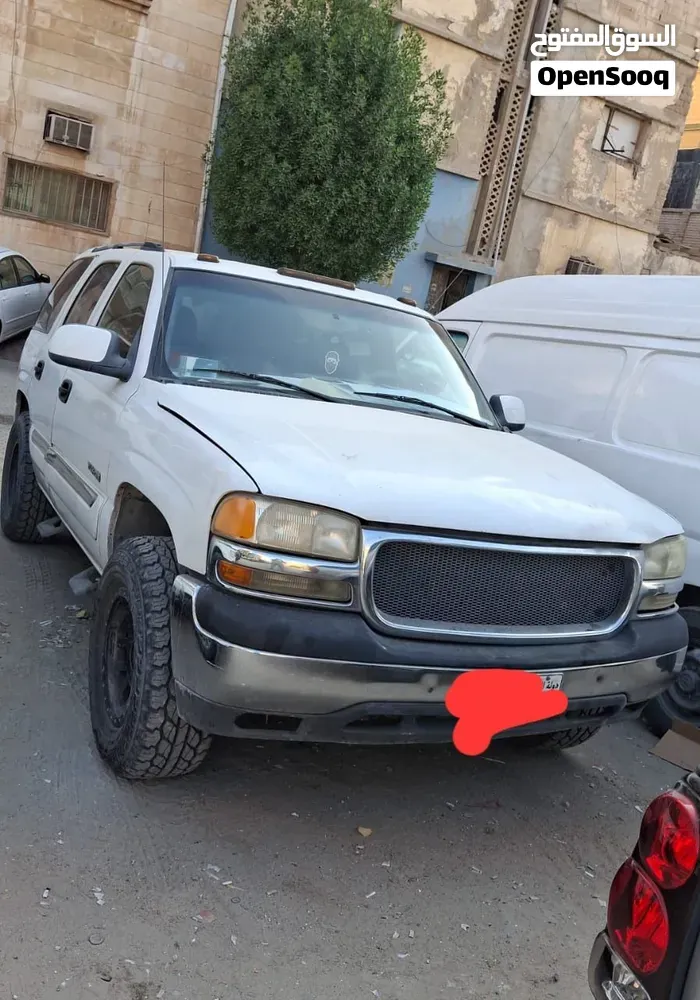 GMC Yukon 2004 photo 2
