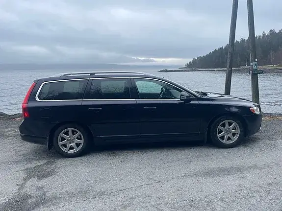 Volvo V70 2011 photo 5