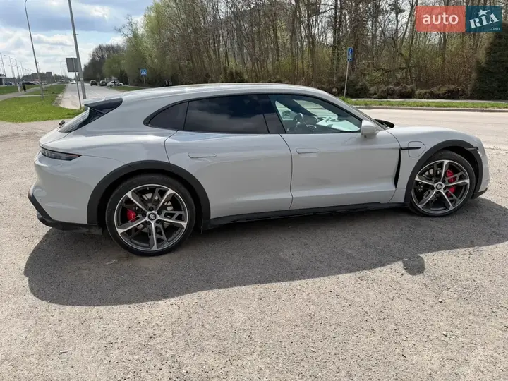 Porsche Taycan 2022 photo 5