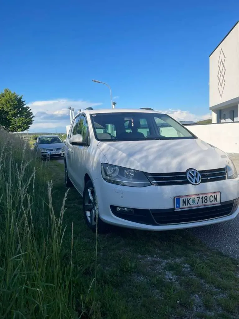 Volkswagen Sharan 2011 photo 3