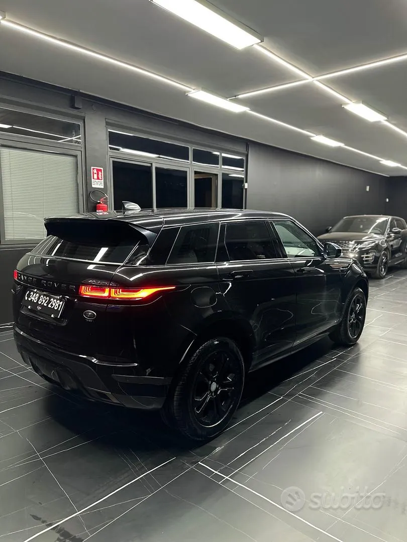 Land Rover Evoque 2020 photo 3
