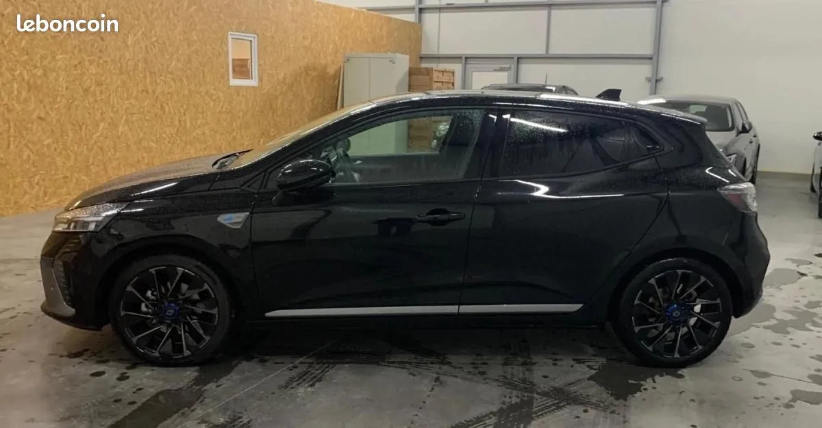 Renault Clio 2025 photo 2