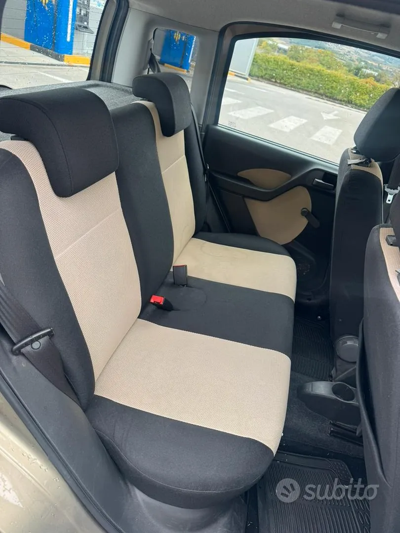 Fiat Panda Cross 2011 photo 5