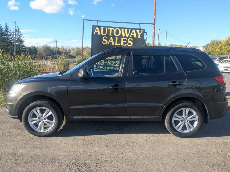 Hyundai Santa Fe 2011 photo 2