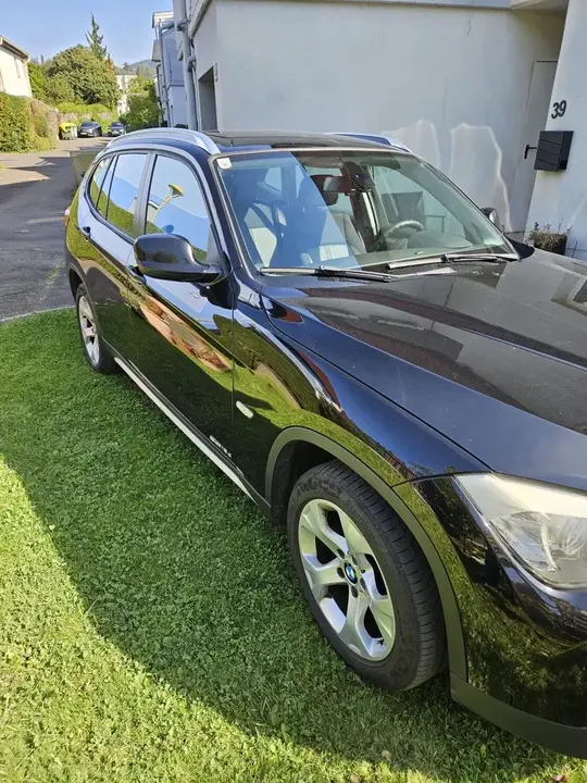 BMW X1 2011 photo 2