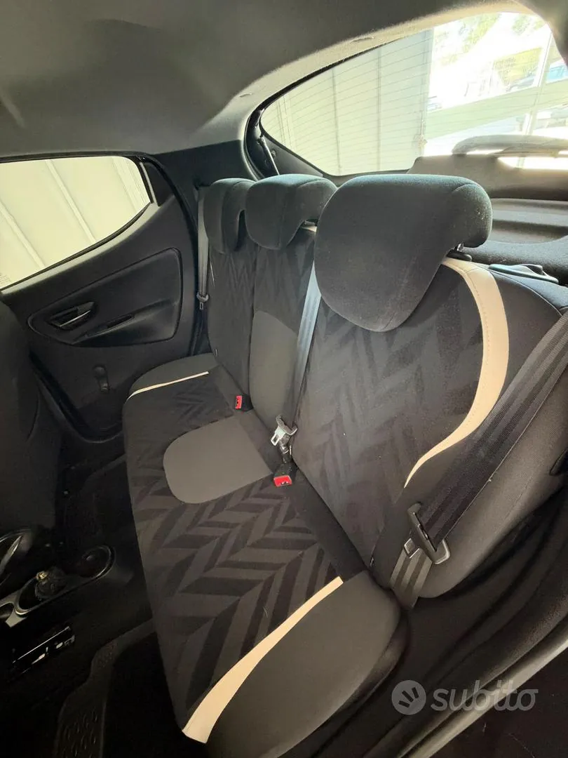 Lancia Ypsilon 2017 photo 5