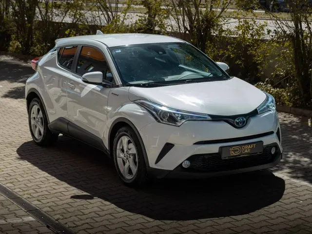 Toyota C-Hr 2019 photo 4
