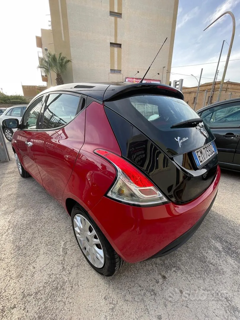 Lancia Ypsilon 2012 photo 4