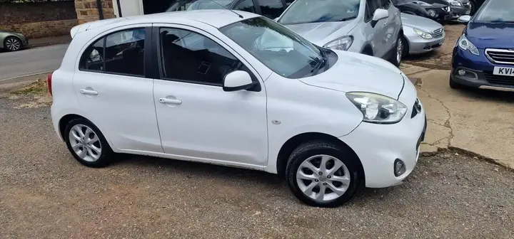 Nissan Micra 2014 photo 2