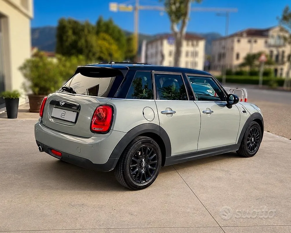 Mini Mini Cooper D 2018 photo 4