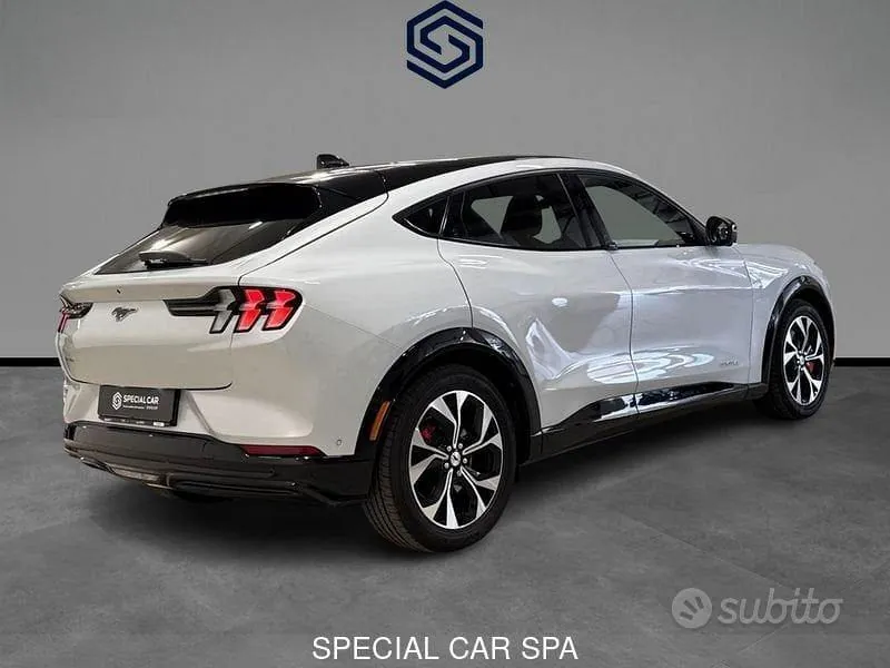 Ford Mustang Mach-E 2021 photo 3