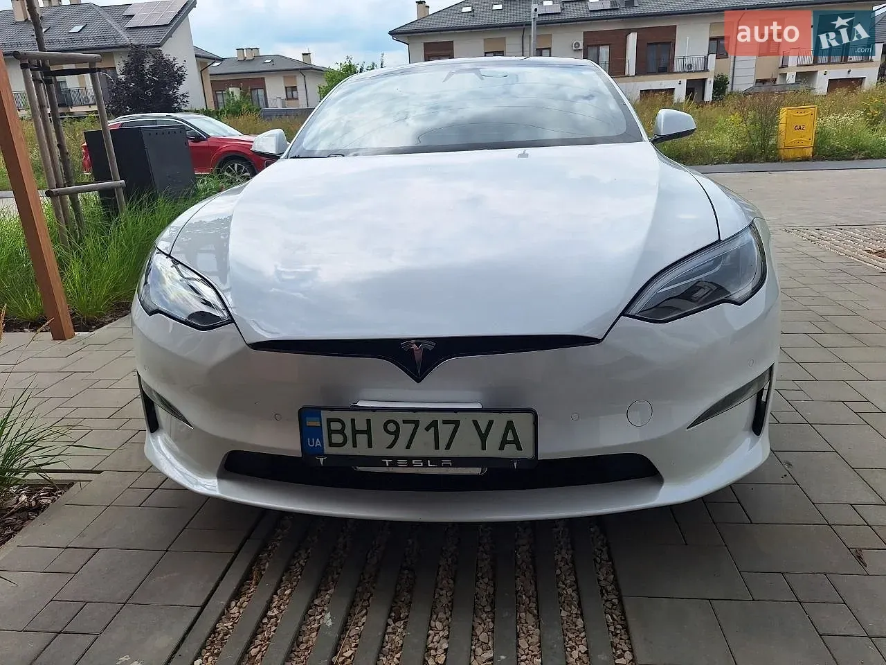 Tesla Model S 2022 photo 2