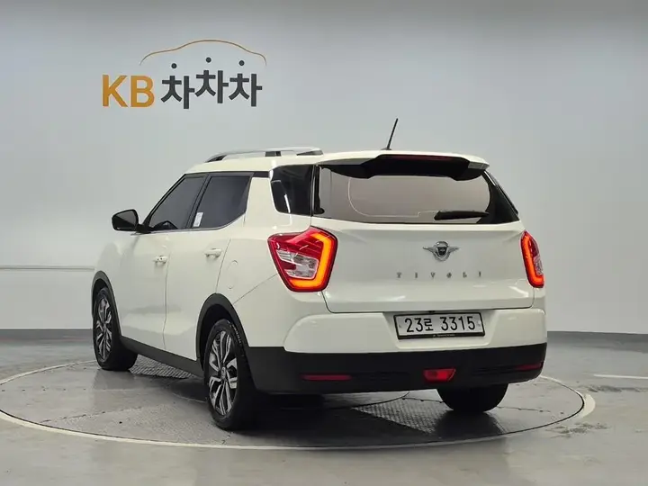 KG Mobility Tivoli 2019 photo 2