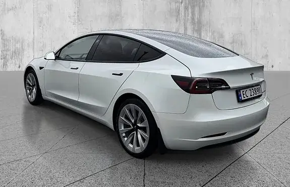 Tesla Model 3 2021 photo 5