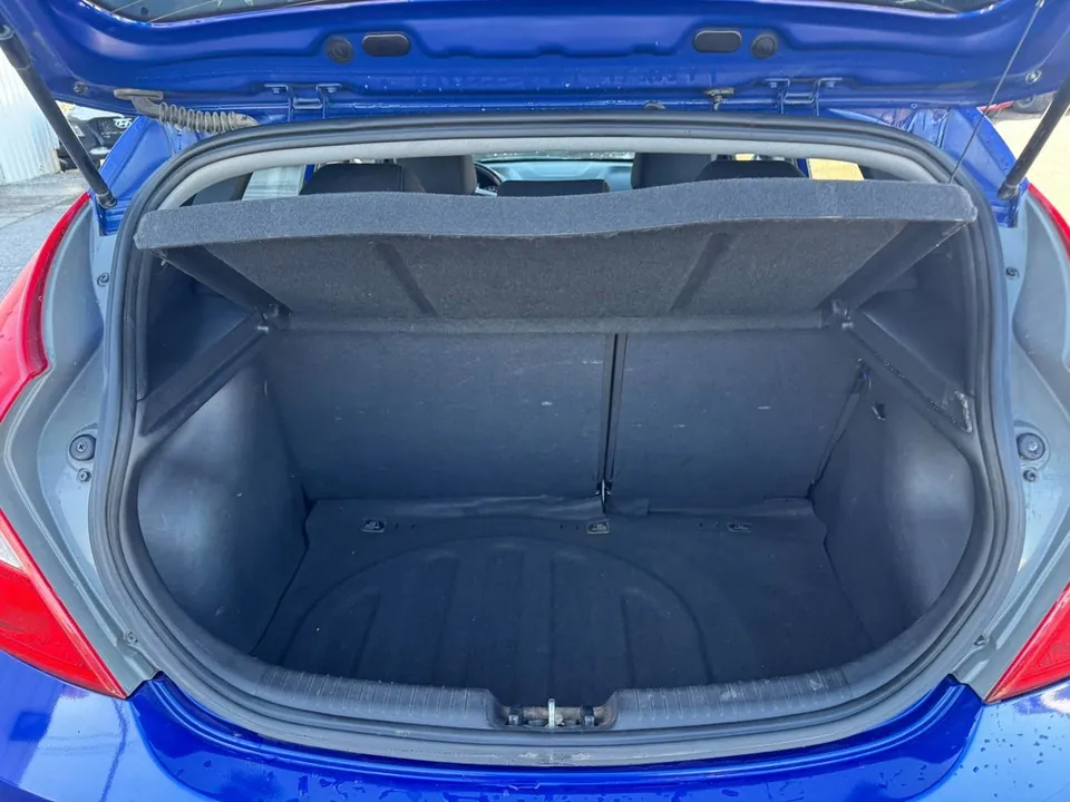 Hyundai Accent 2012 photo 5