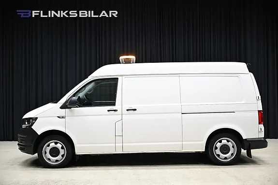 Volkswagen Transporter 2017 photo 2