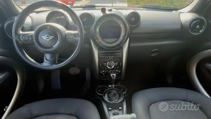 Mini Countryman 2016 photo 4