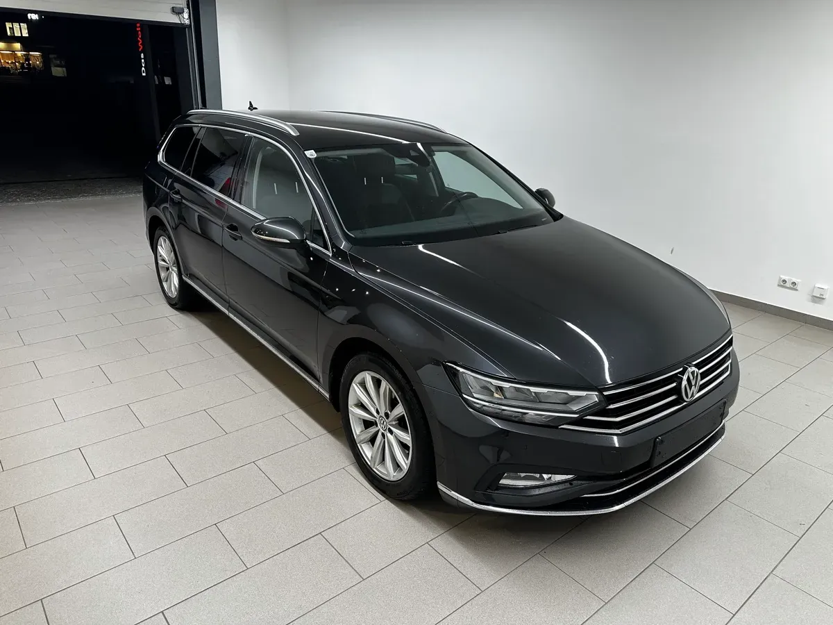 Volkswagen Passat 2020 photo 2
